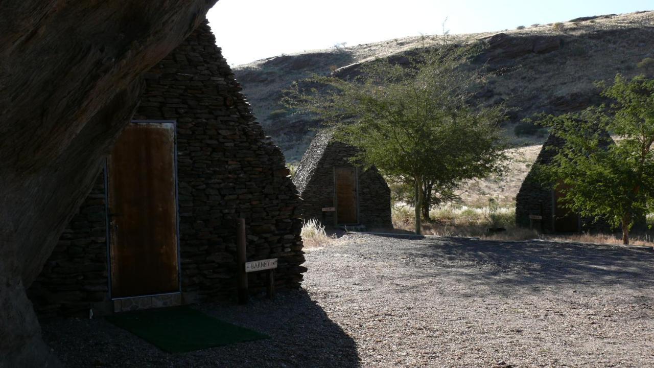 Rooiklip Camp Flintstone Appartamento Esterno foto