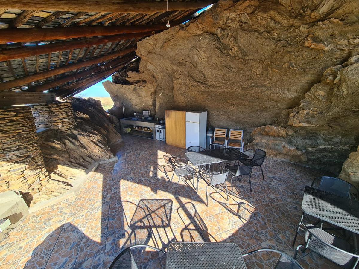 Rooiklip Camp Flintstone Appartamento Esterno foto