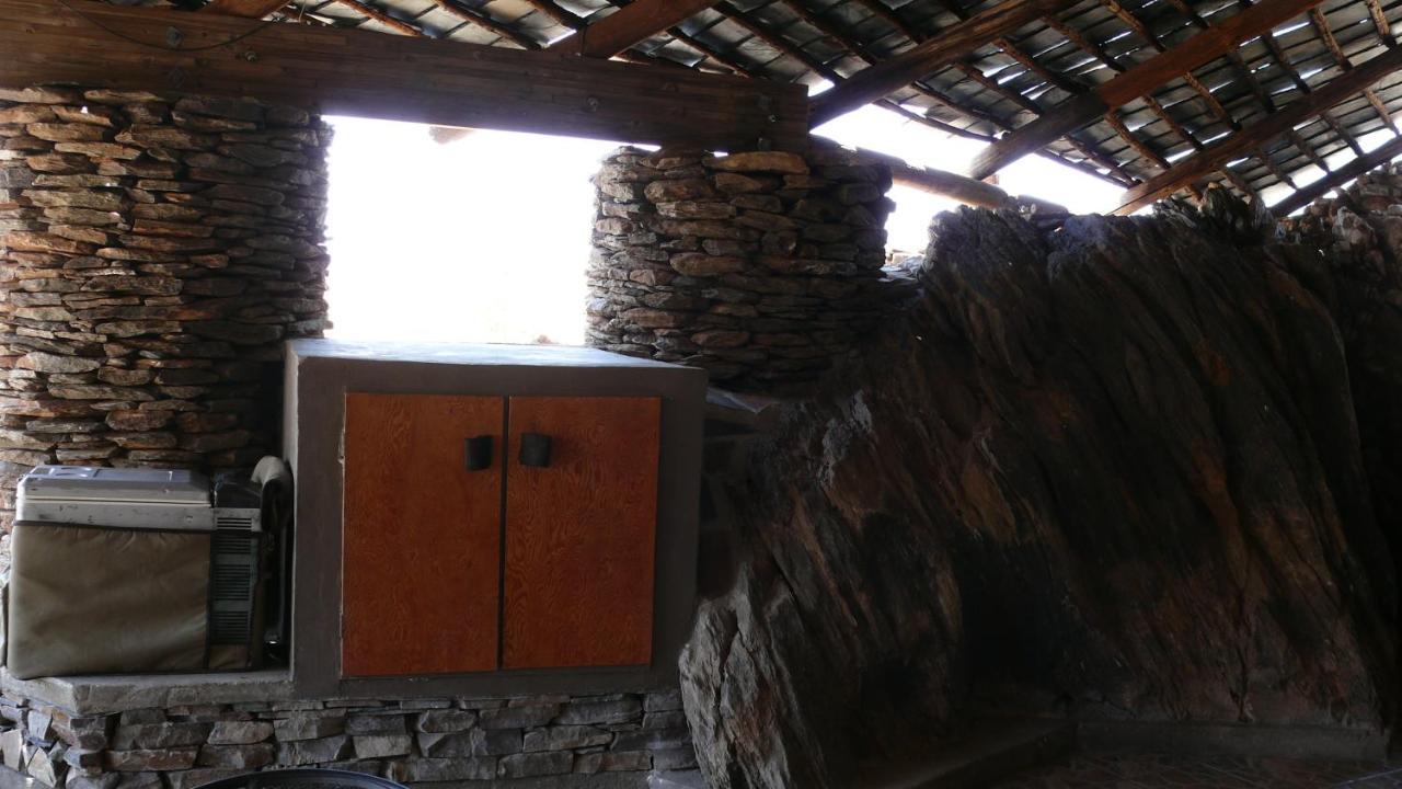Rooiklip Camp Flintstone Appartamento Esterno foto