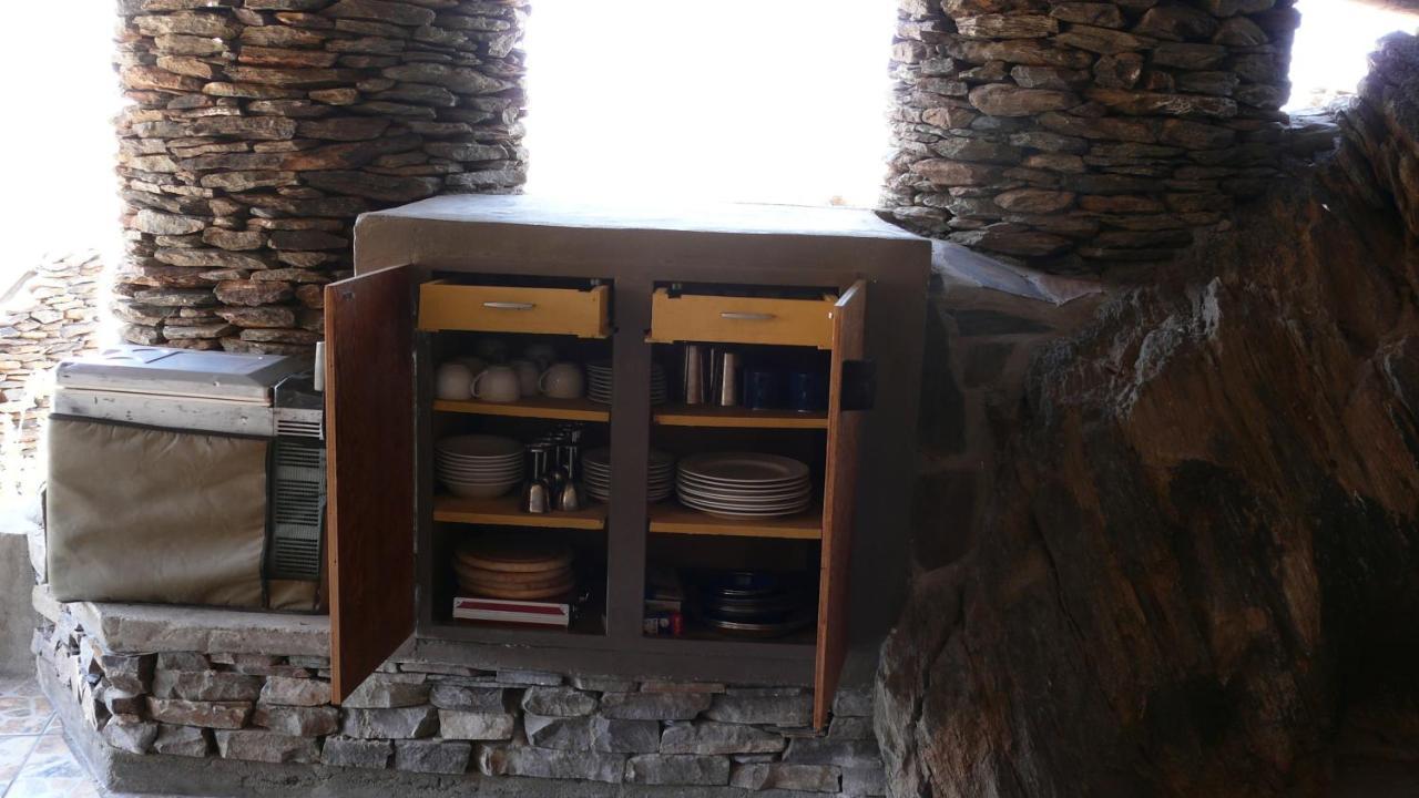 Rooiklip Camp Flintstone Appartamento Esterno foto