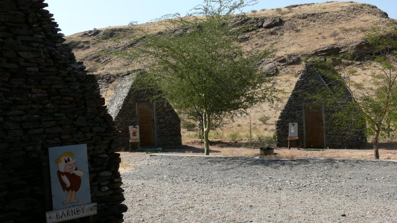 Rooiklip Camp Flintstone Appartamento Esterno foto