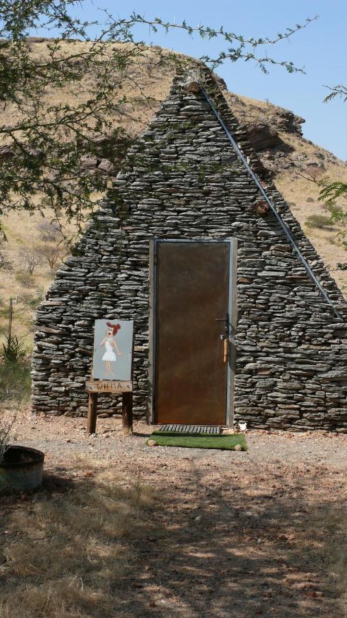 Rooiklip Camp Flintstone Appartamento Esterno foto